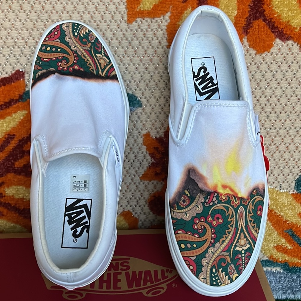 Vans Classic Slip On Big Reveal True White/Paisley Men’s sneakers - Picture 13 of 16